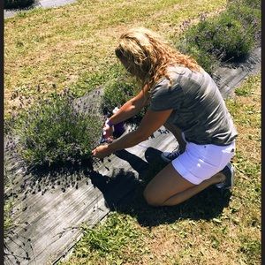 Meet your Posher, Lori